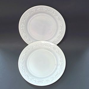 VTG Hazel Atlas Milk Glass dinner plates